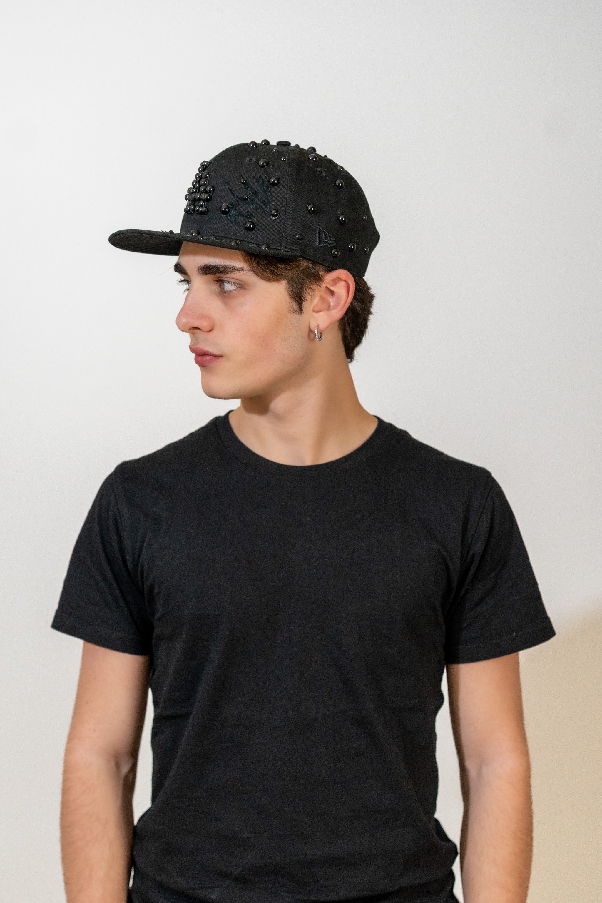 Snapback Cap Full Black LA Distressed Pearl