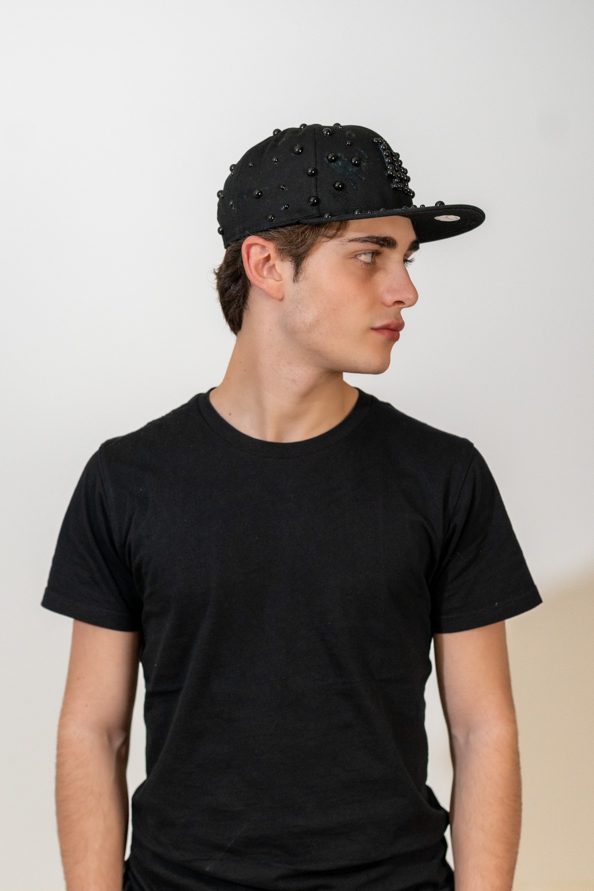 Snapback Cap Full Black LA Distressed Pearl