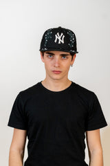 Snapback Cap Black New York Distressed Pearl