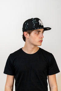 Snapback Cap Black New York Distressed Pearl