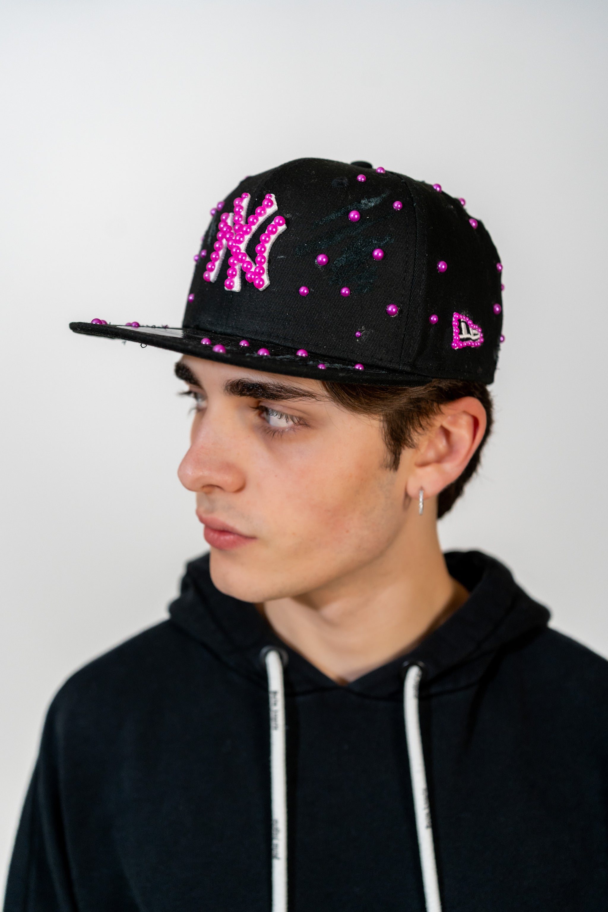 Snapback Cap Purple New York Distressed Pearl