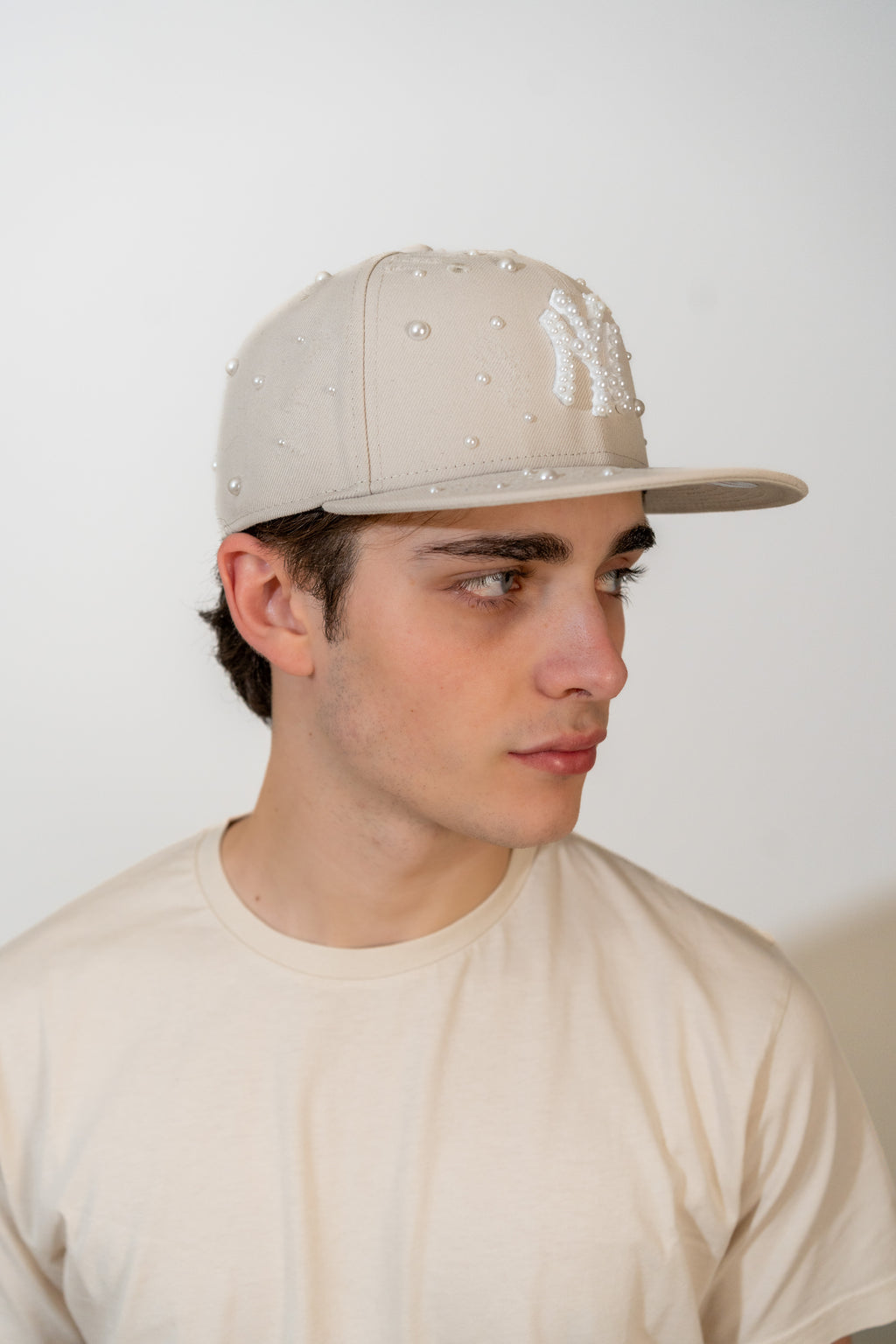 FITTED New York Beige Distressed Pearl