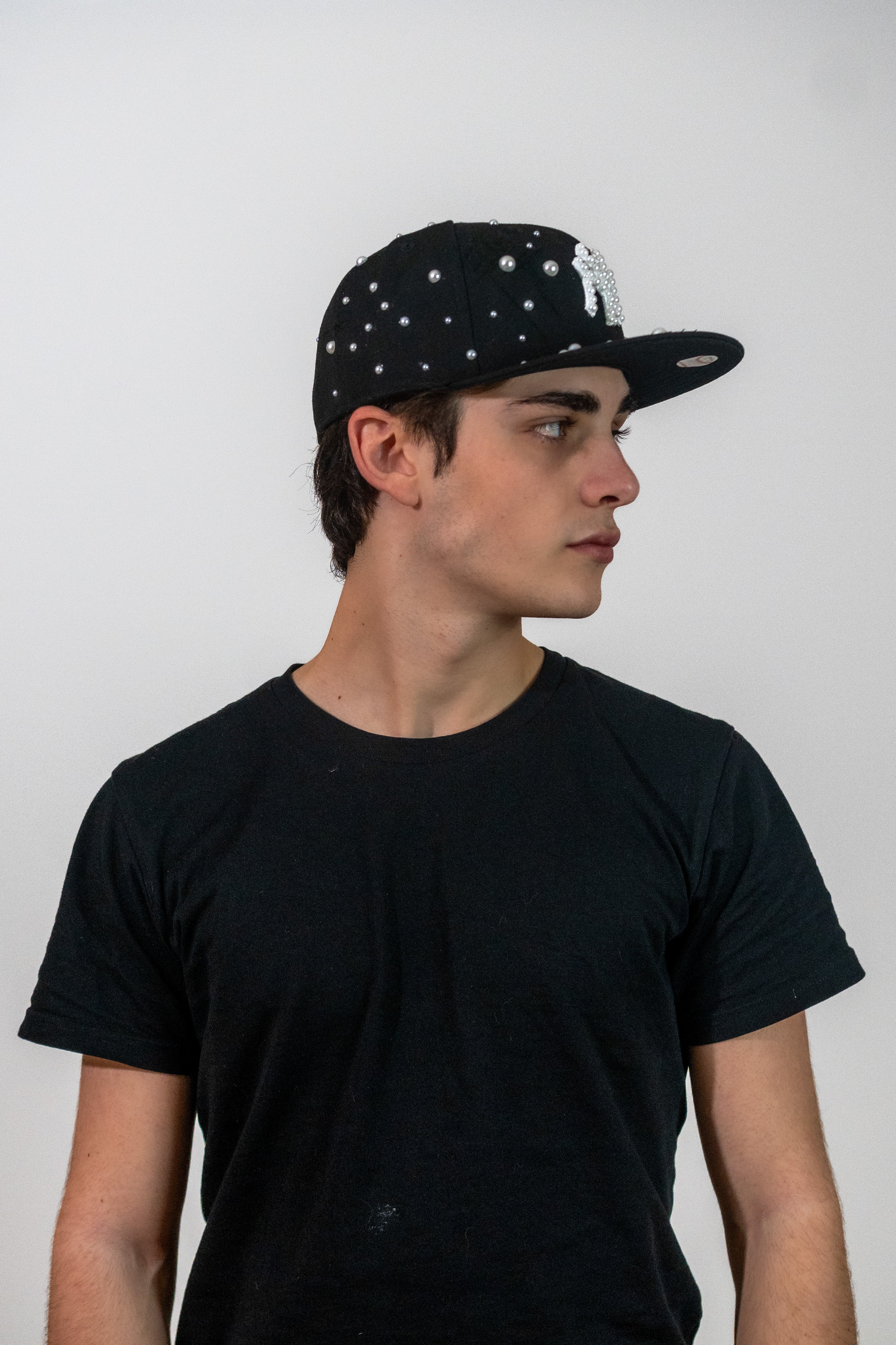 FITTED New York Black Distressed Pearl