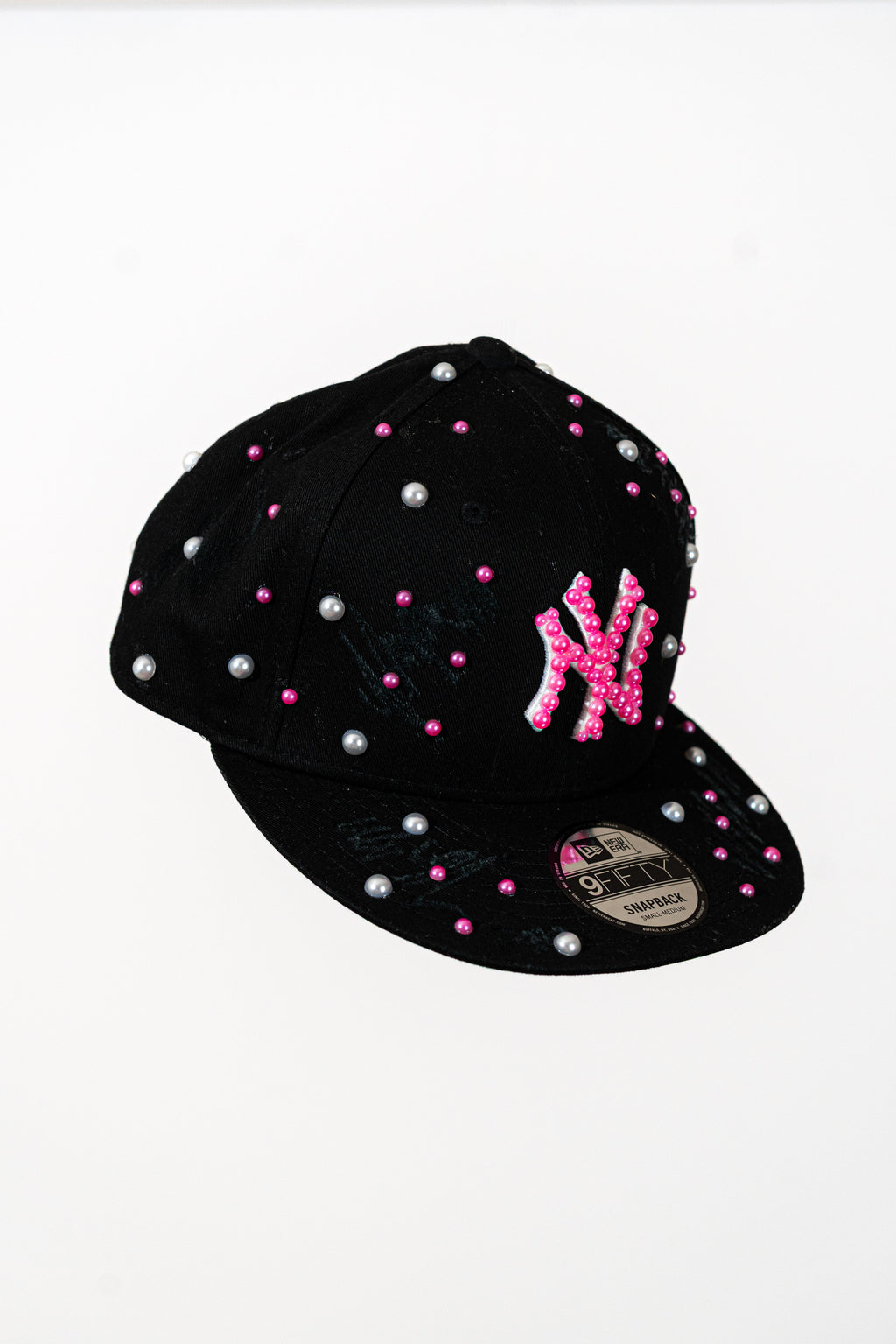Snapback Cap Pink and White New York Distressed Pearl