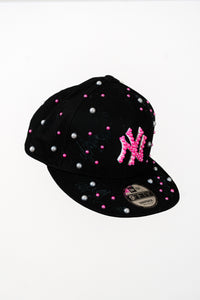 Snapback Cap Pink and White New York Distressed Pearl