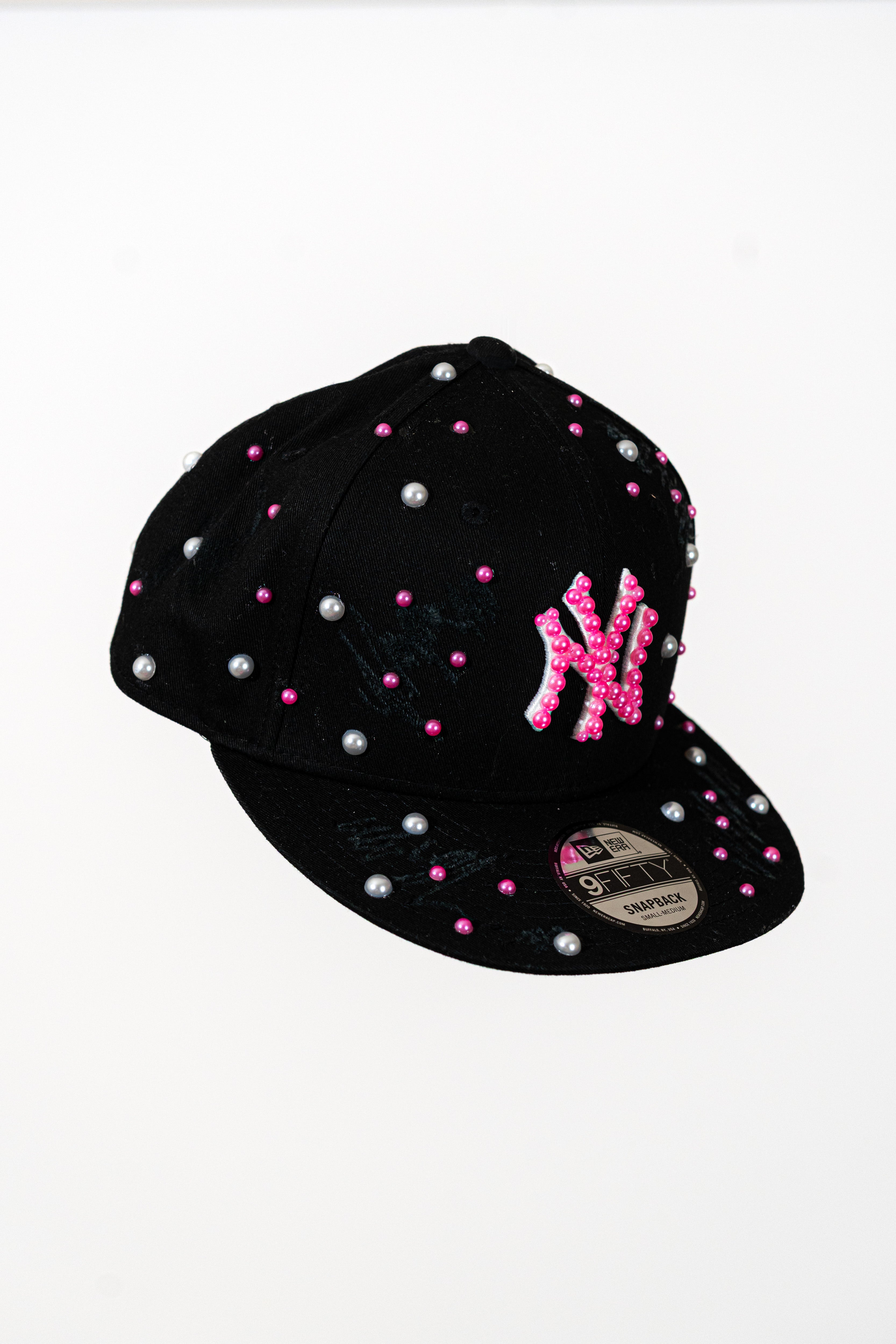 Snapback Cap Pink and White New York Distressed Pearl