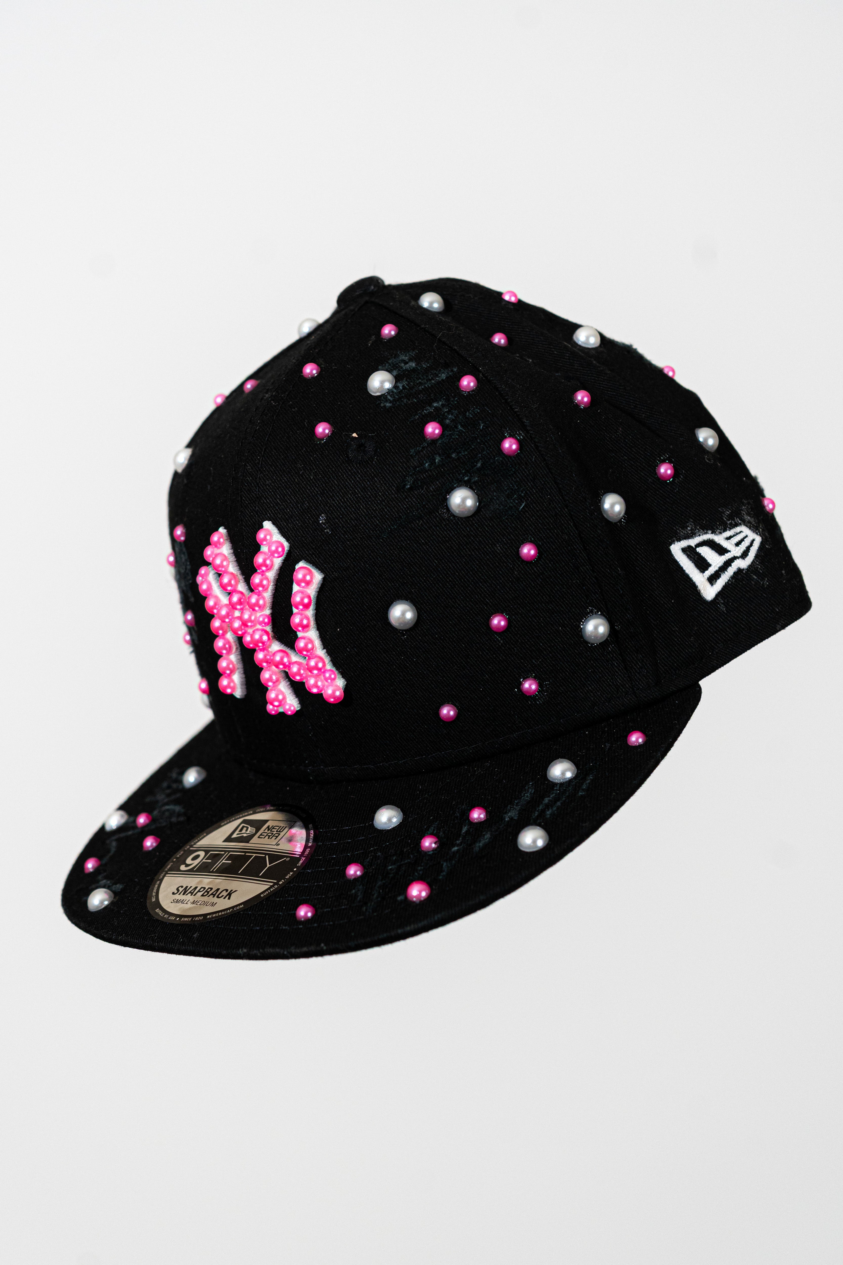Snapback Cap Pink and White New York Distressed Pearl